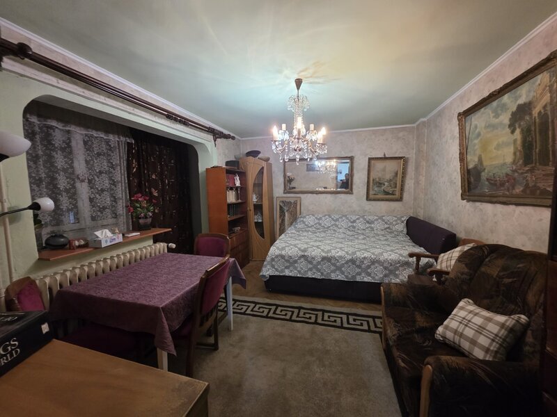 Titan, Liviu Rebreanu, chiar la metrou,